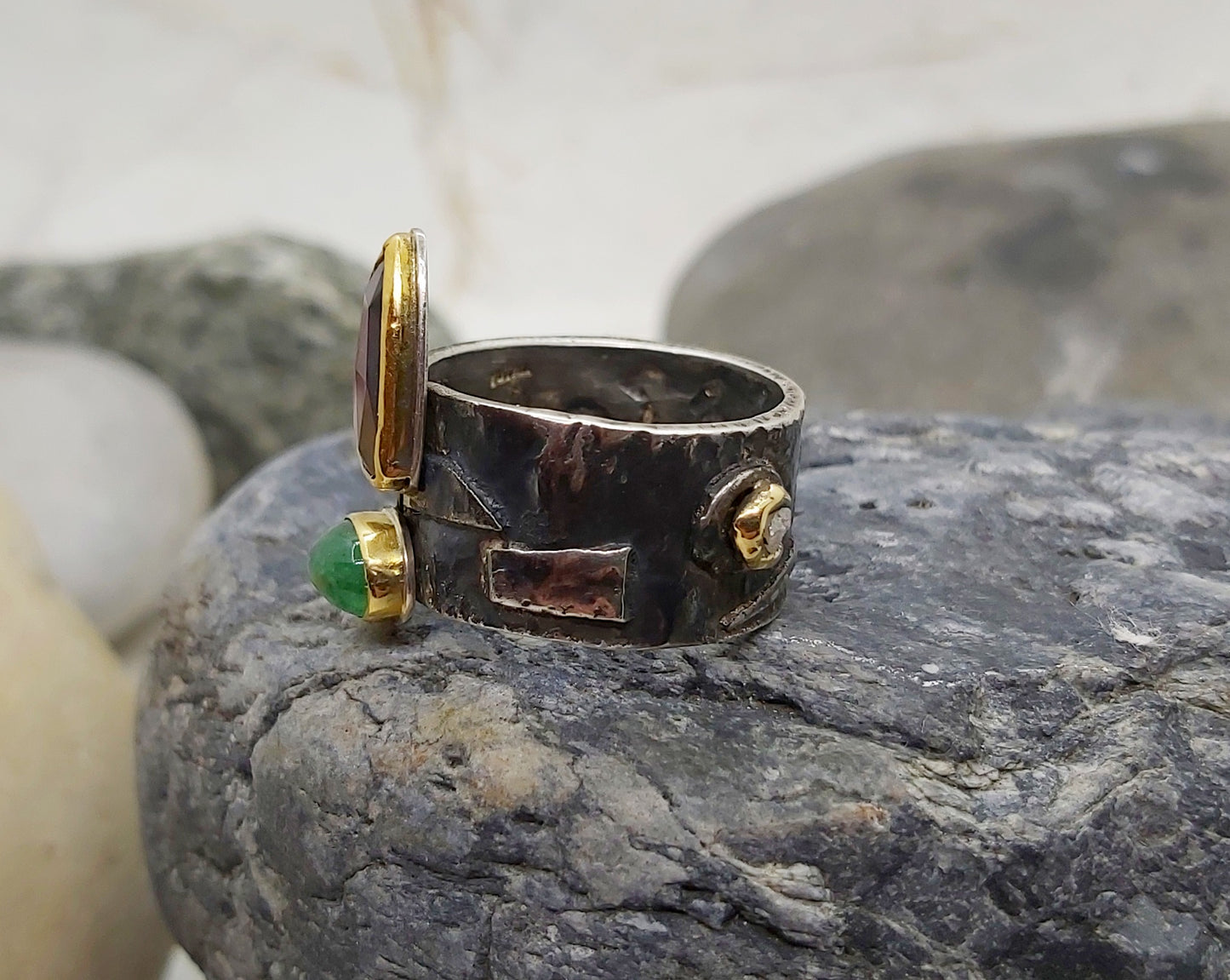 Crown ring